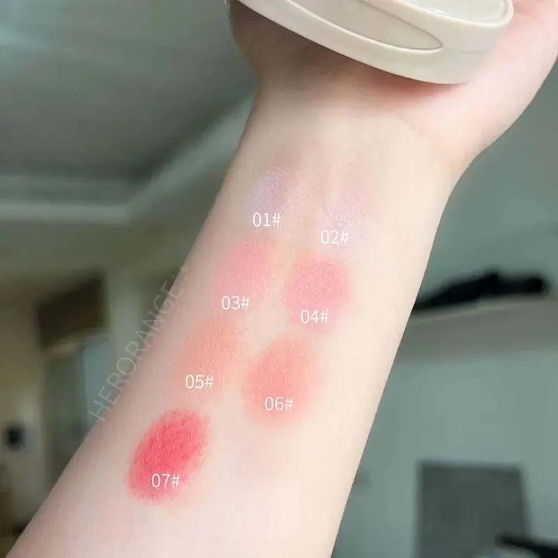 Monochromatischer Blush – Langanhaltend & Wasserfest