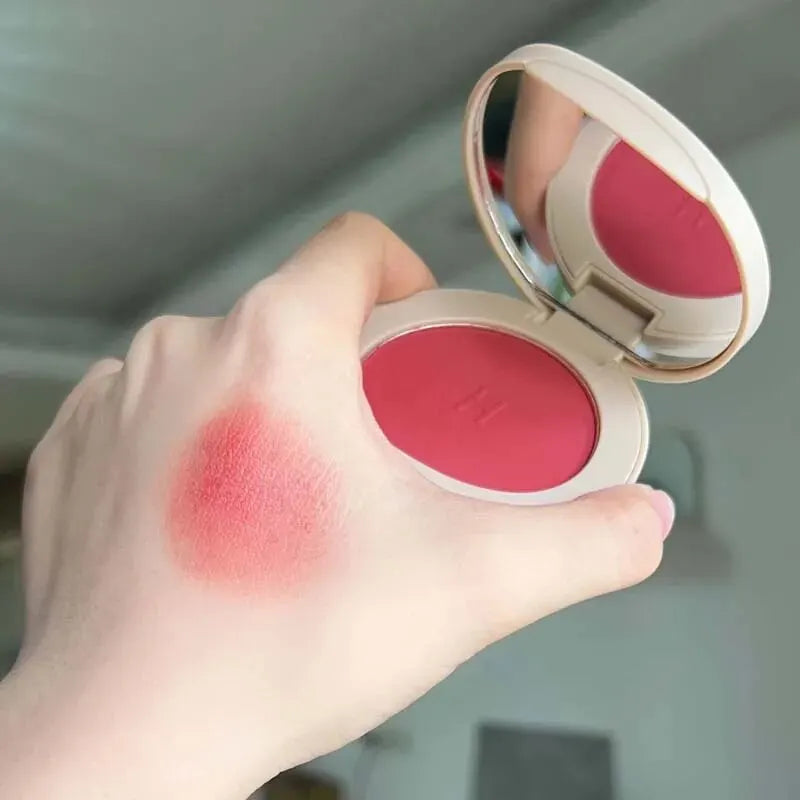 Monochromatischer Blush – Langanhaltend & Wasserfest