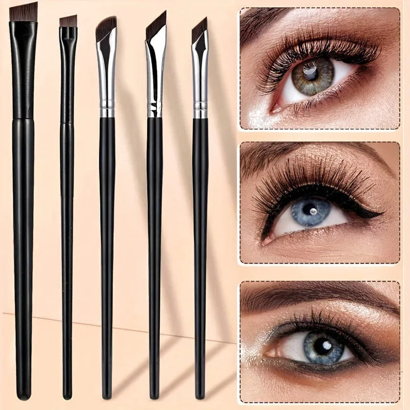Präziser Eyeliner- & Augenbrauenpinsel