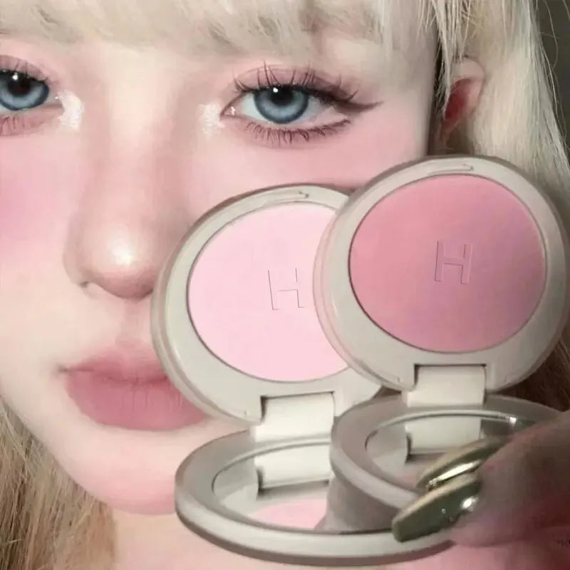 Monochromatischer Blush – Langanhaltend & Wasserfest